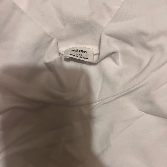 White Aritzia Turtleneck - Picture 2 of 2